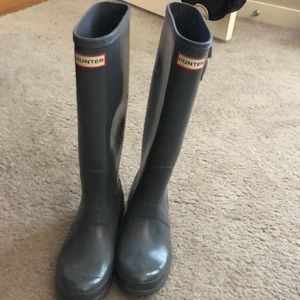 Gray hunter rain boots